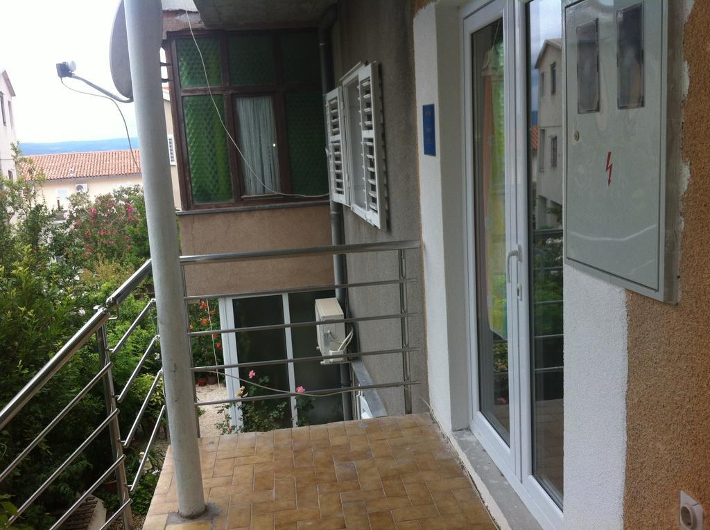 Eco-Apartments With Nice Garden Baška Voda Rom bilde